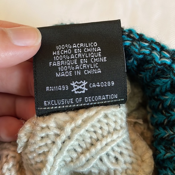 NWOT NFL Carolina Panthers knit hat - Picture 4 of 4